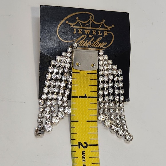 Jewels by Park Lane Clear Crystal Cascading Clip On Earrings Prong Set Vintage - Picture 5 of 5